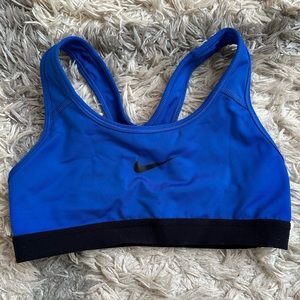 Nike dri fit sports bra (xs)